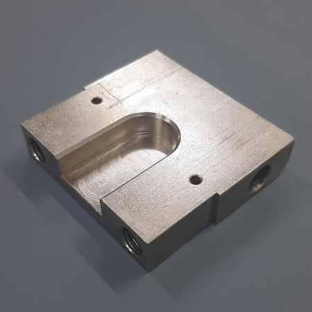 Дверная прокладка металлическая Tanzo D23